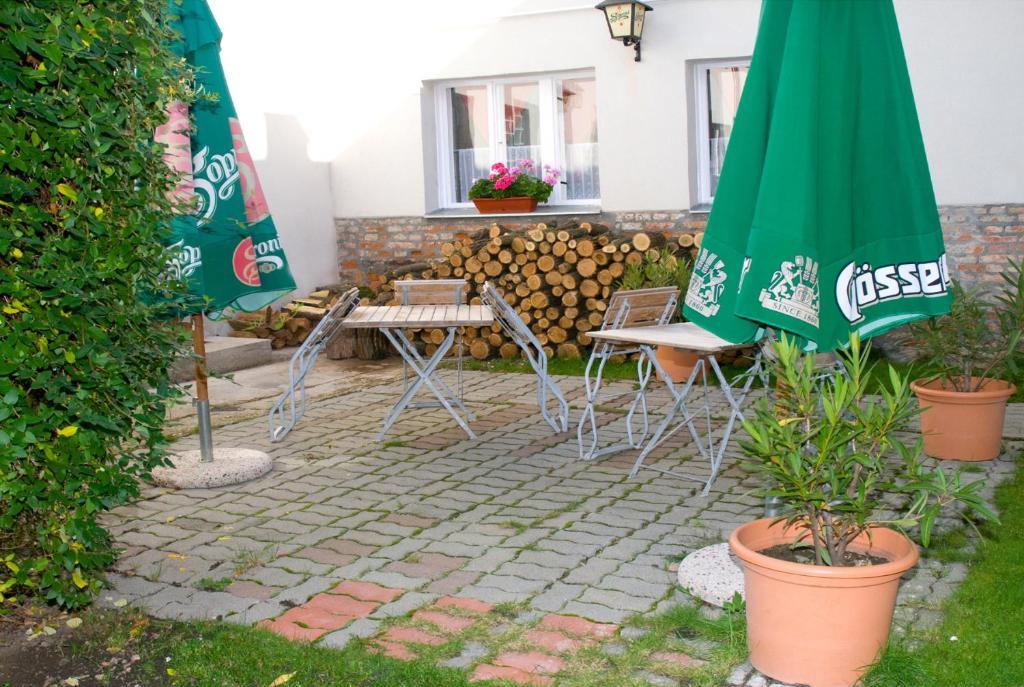 Haramia Csapszek Es Fogado Hotel Szombathely Buitenkant foto